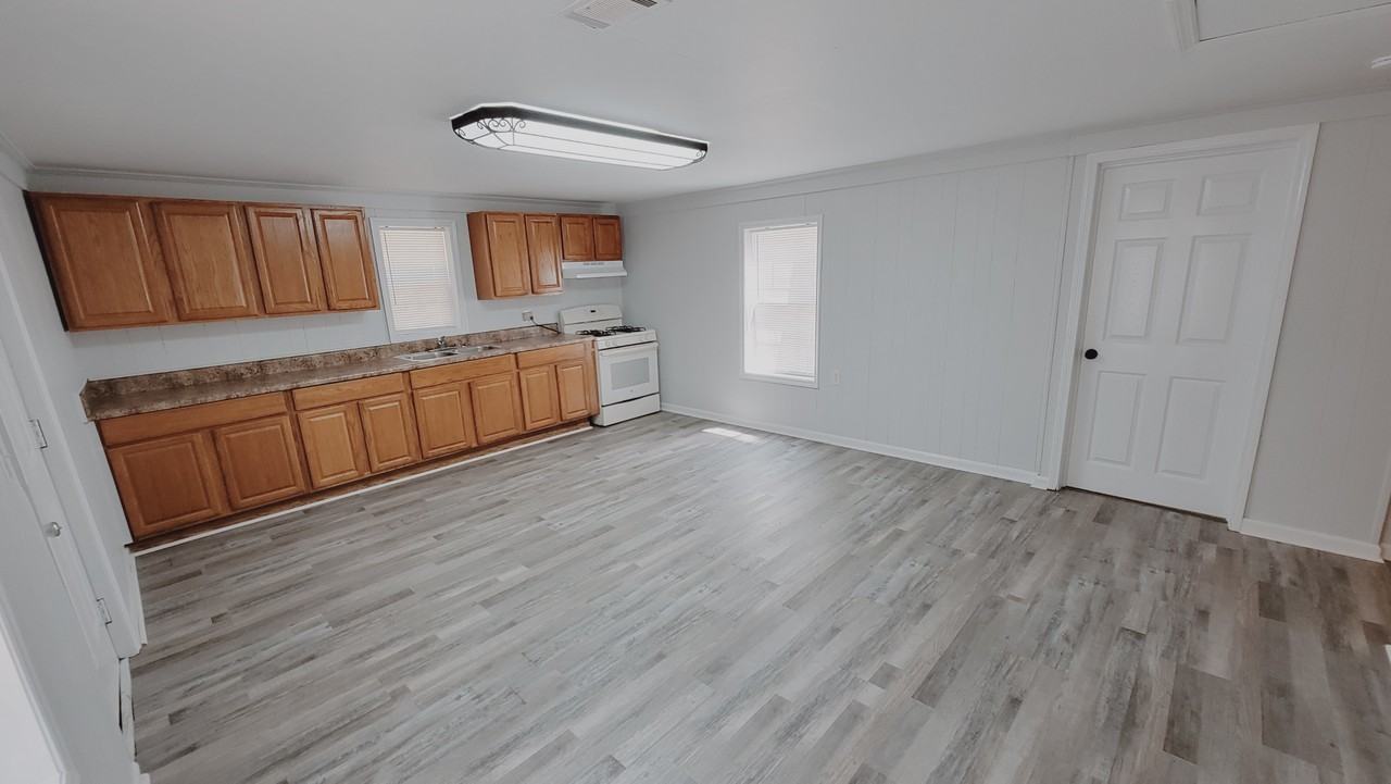 159 Aldrich St Se - Photo 4 of 15