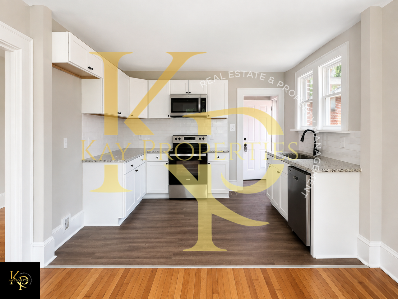 817 Marigold St - Photo 4 of 16