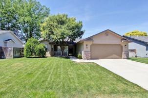 featured image of 705 Spruce Creek Dr