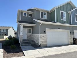 featured image of 3306 N Gallio Ave