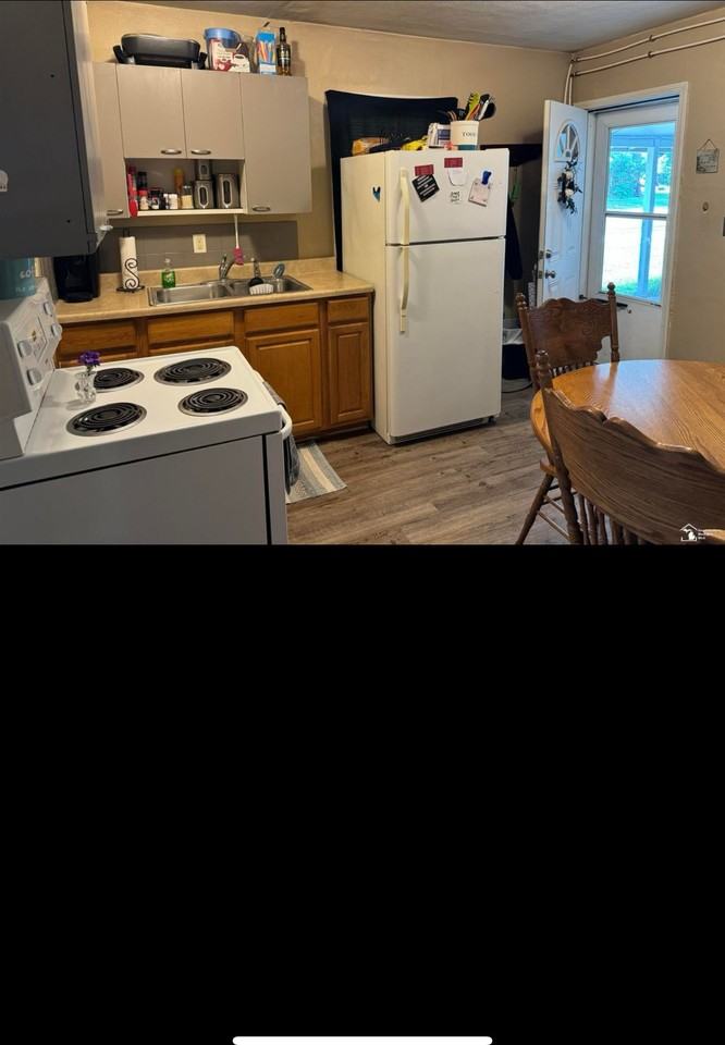 122 W Lagrange St #6 - Photo 4 of 7