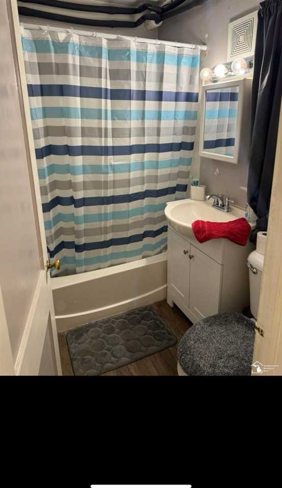122 W Lagrange St #6 - Photo 6 of 7