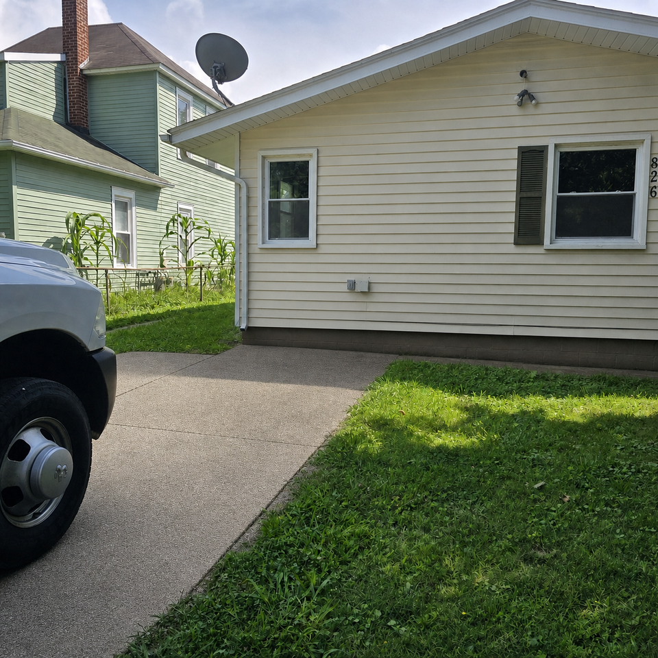 826 Grant St - Photo 4 of 23