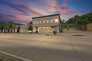 featured image of 200 S Main St