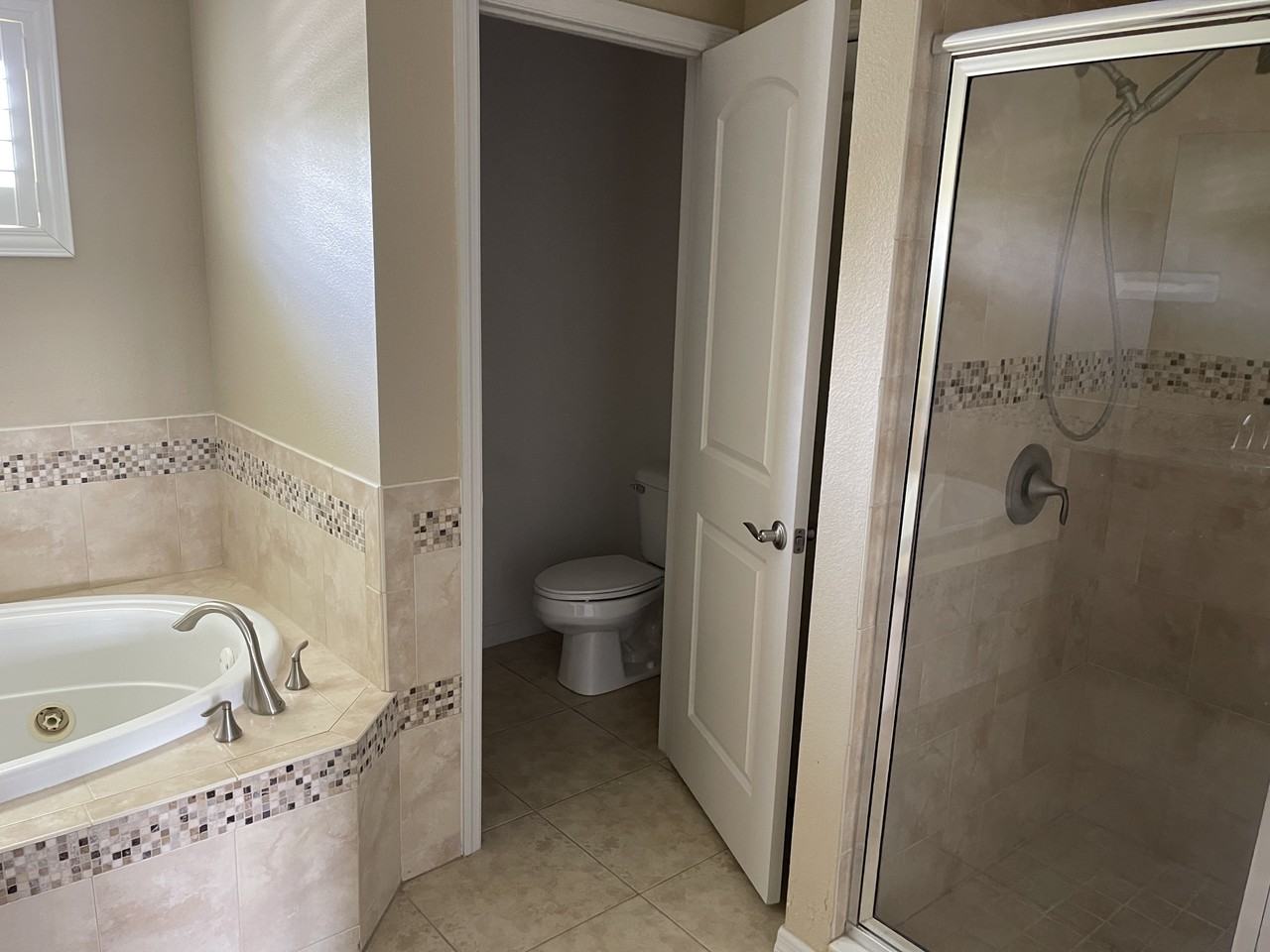 2905 Winglewood Cir - Photo 5 of 20