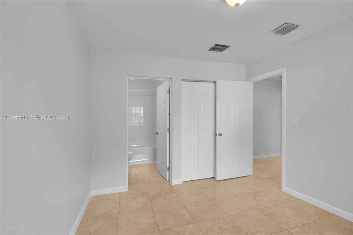 1451 Nw 51st Ter - Photo 6 of 21