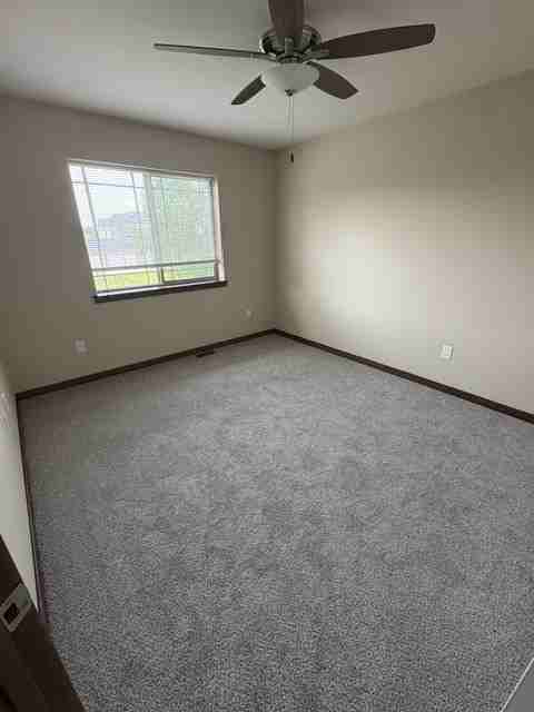 60 Jaro Way - Photo 5 of 16