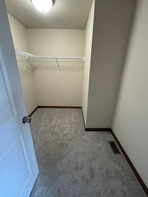 60 Jaro Way - Photo 7 of 16