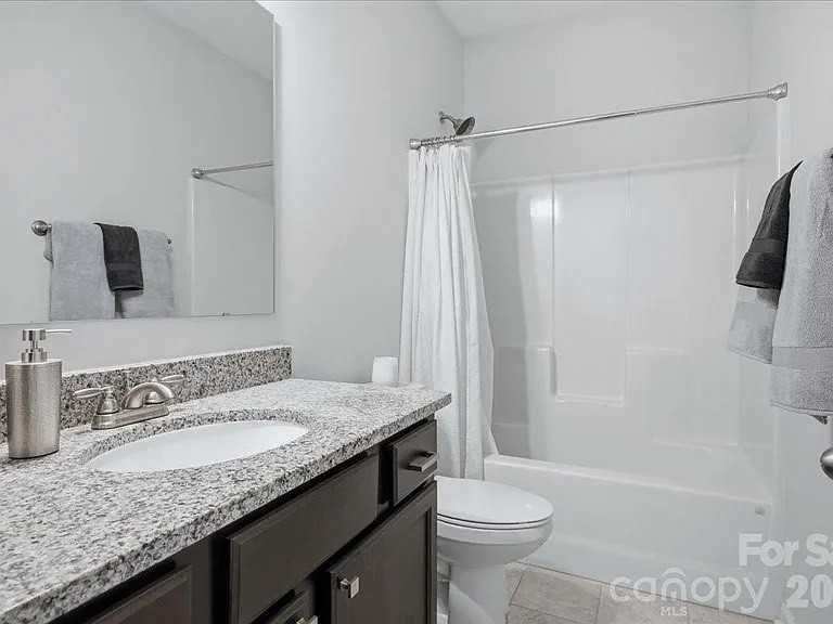 7612 Tanglewood Way - Photo 4 of 20