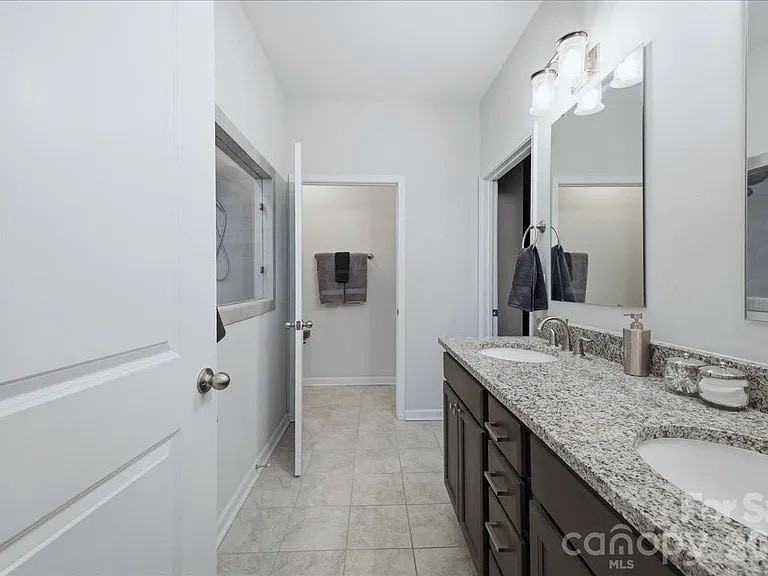 7612 Tanglewood Way - Photo 5 of 20