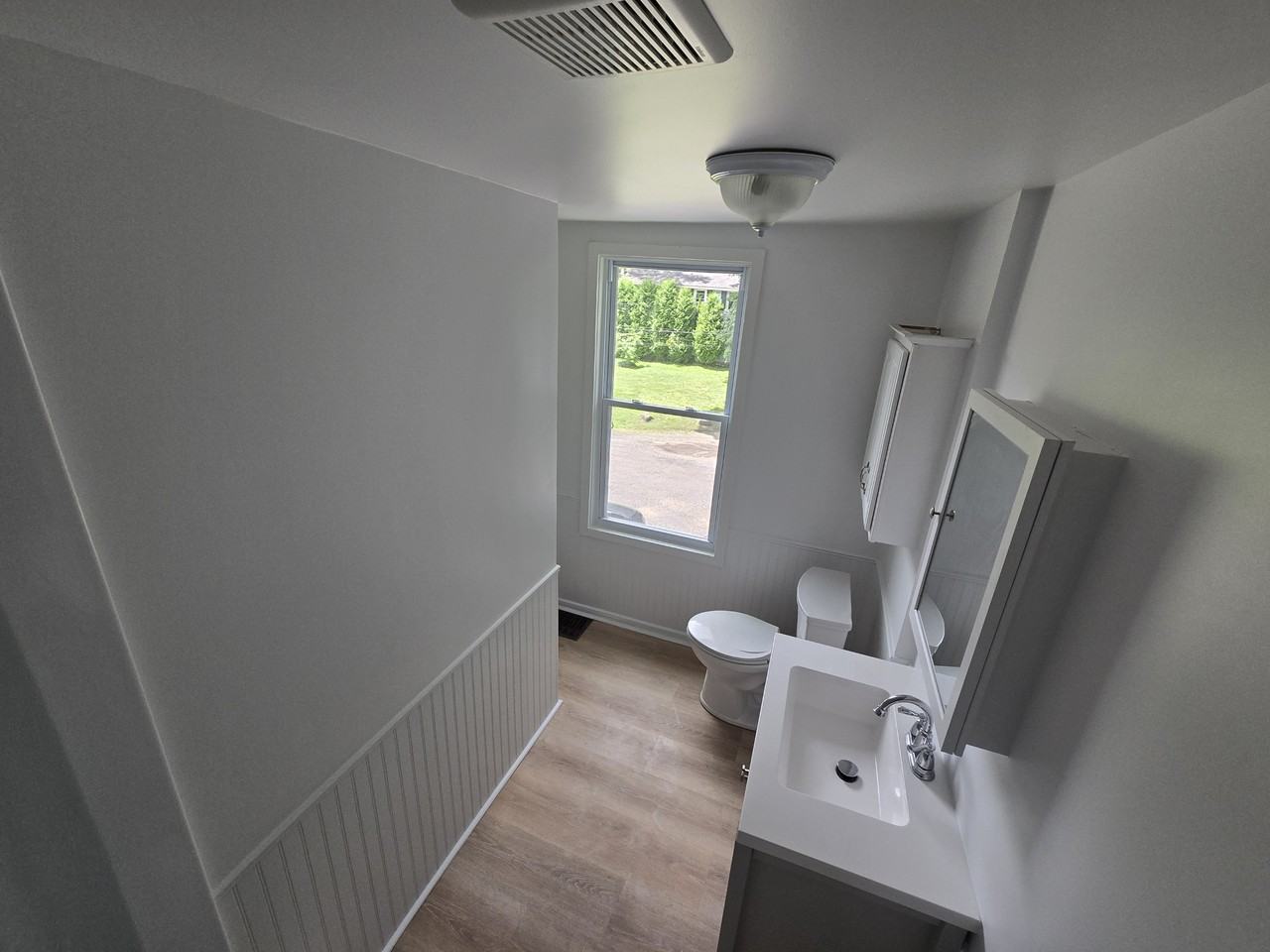 27 Mansfield St #2 - Photo 4 of 12