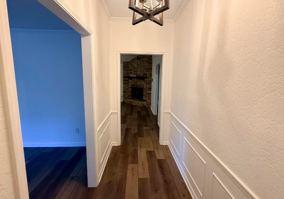 1045 Chatwood Dr - Photo 4 of 19