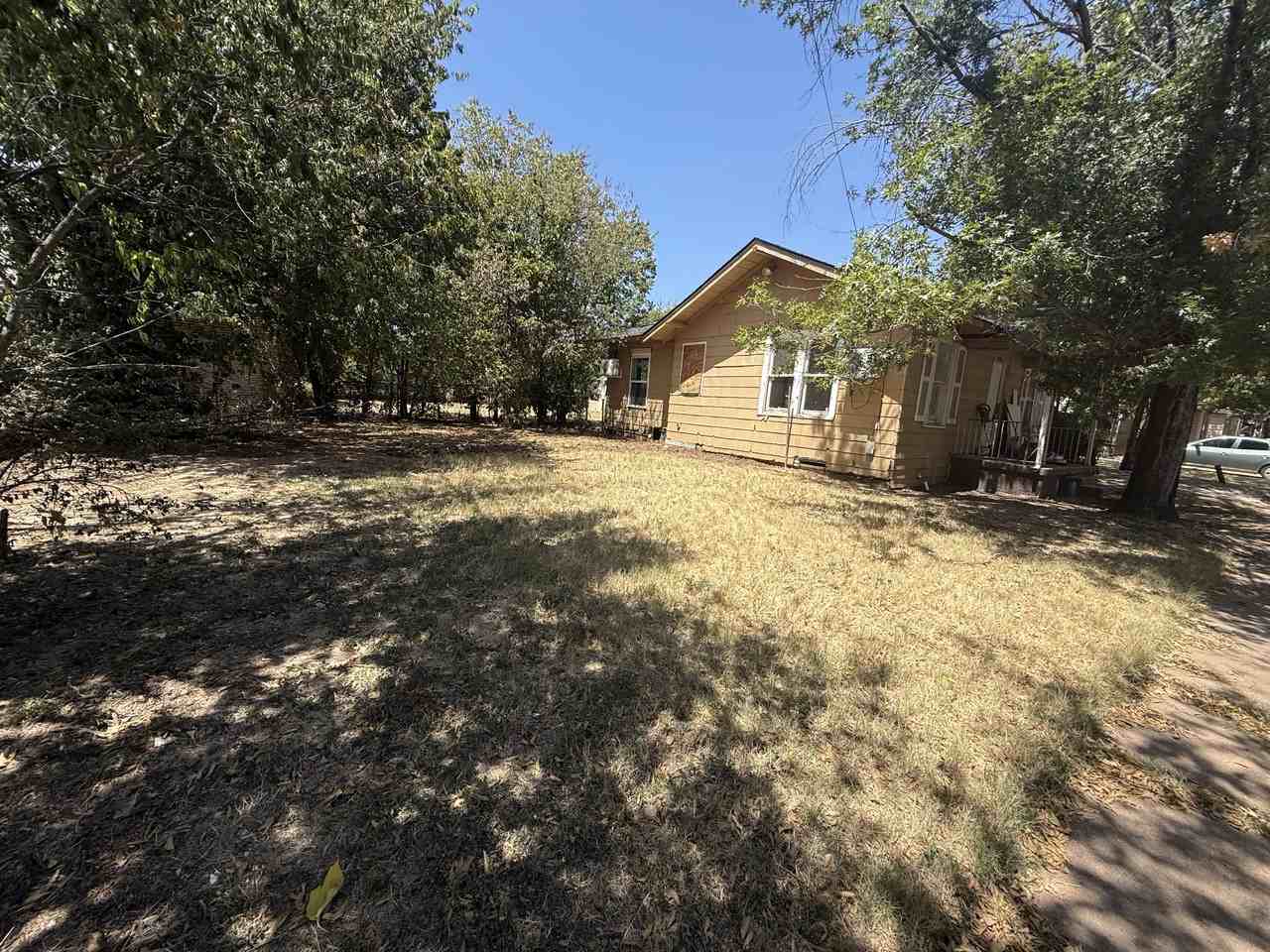 2006 Giddings St - Photo 3 of 15
