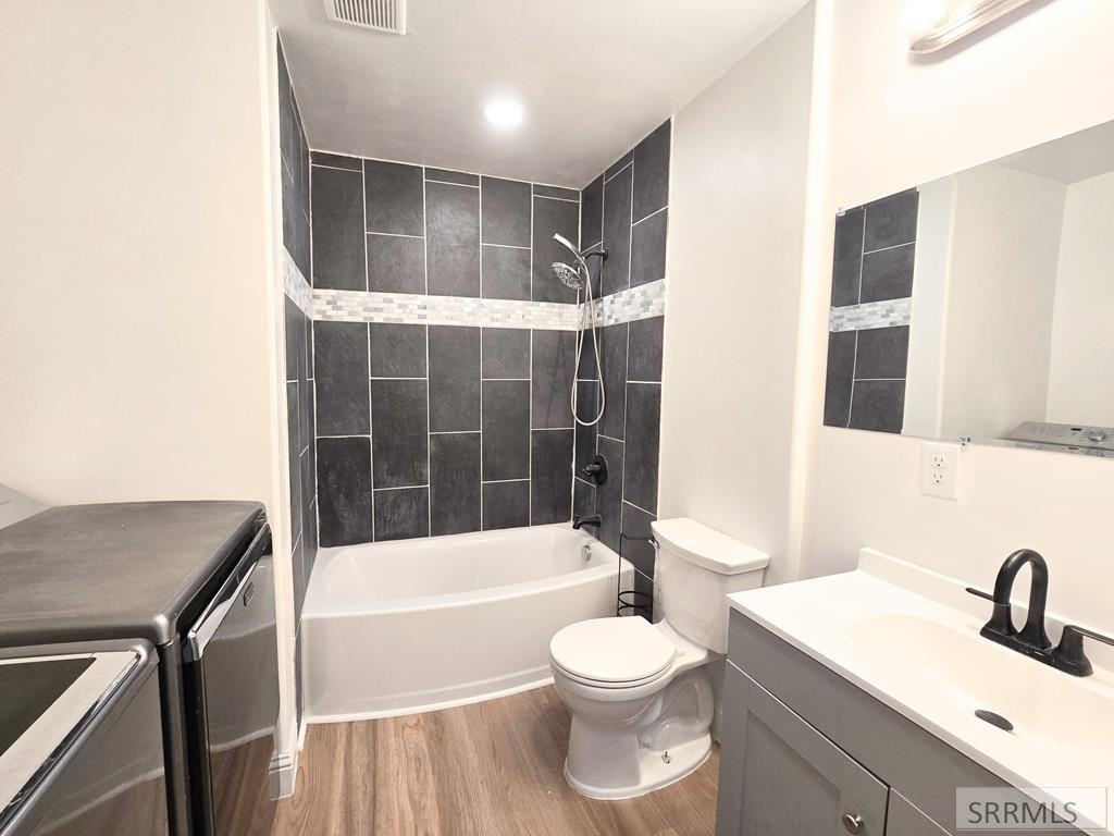 6354 E Panorama Dr - Photo 2 of 18