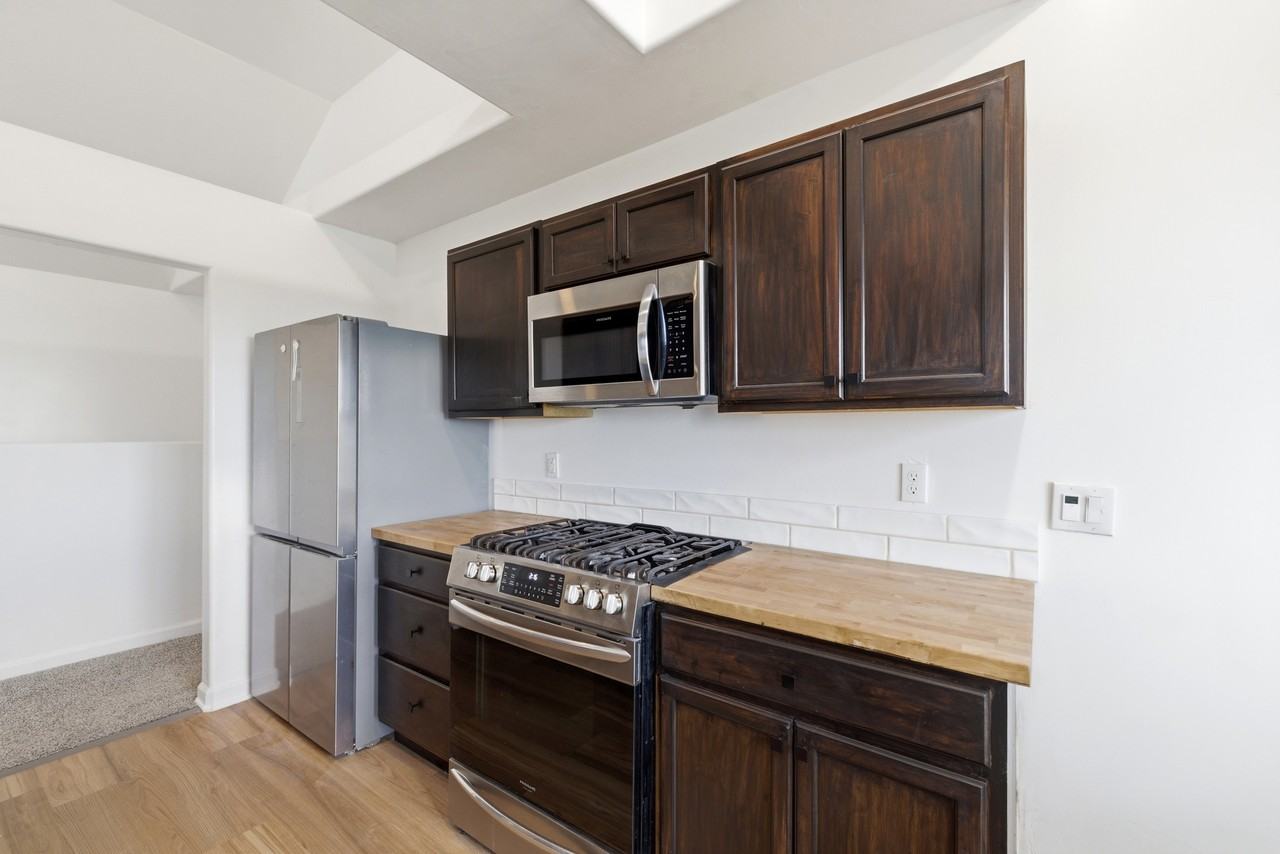 6354 E Panorama Dr - Photo 4 of 18