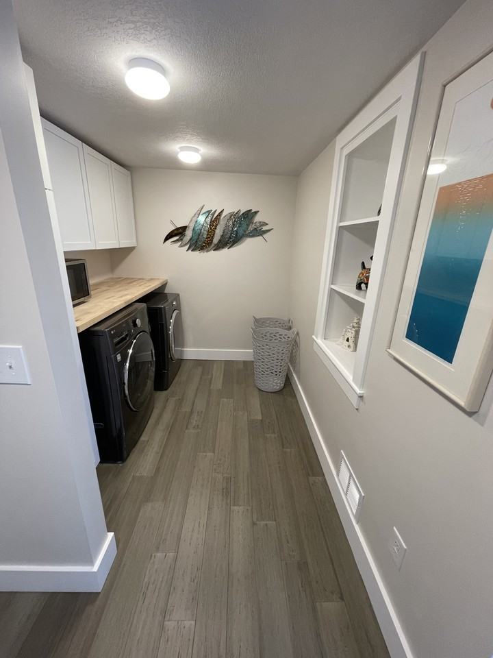 15095 Leonard Rd - Photo 2 of 20