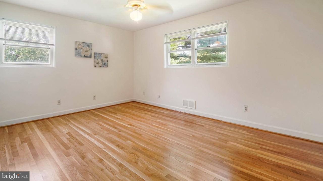 4909 Randolph Rd - Photo 6 of 41