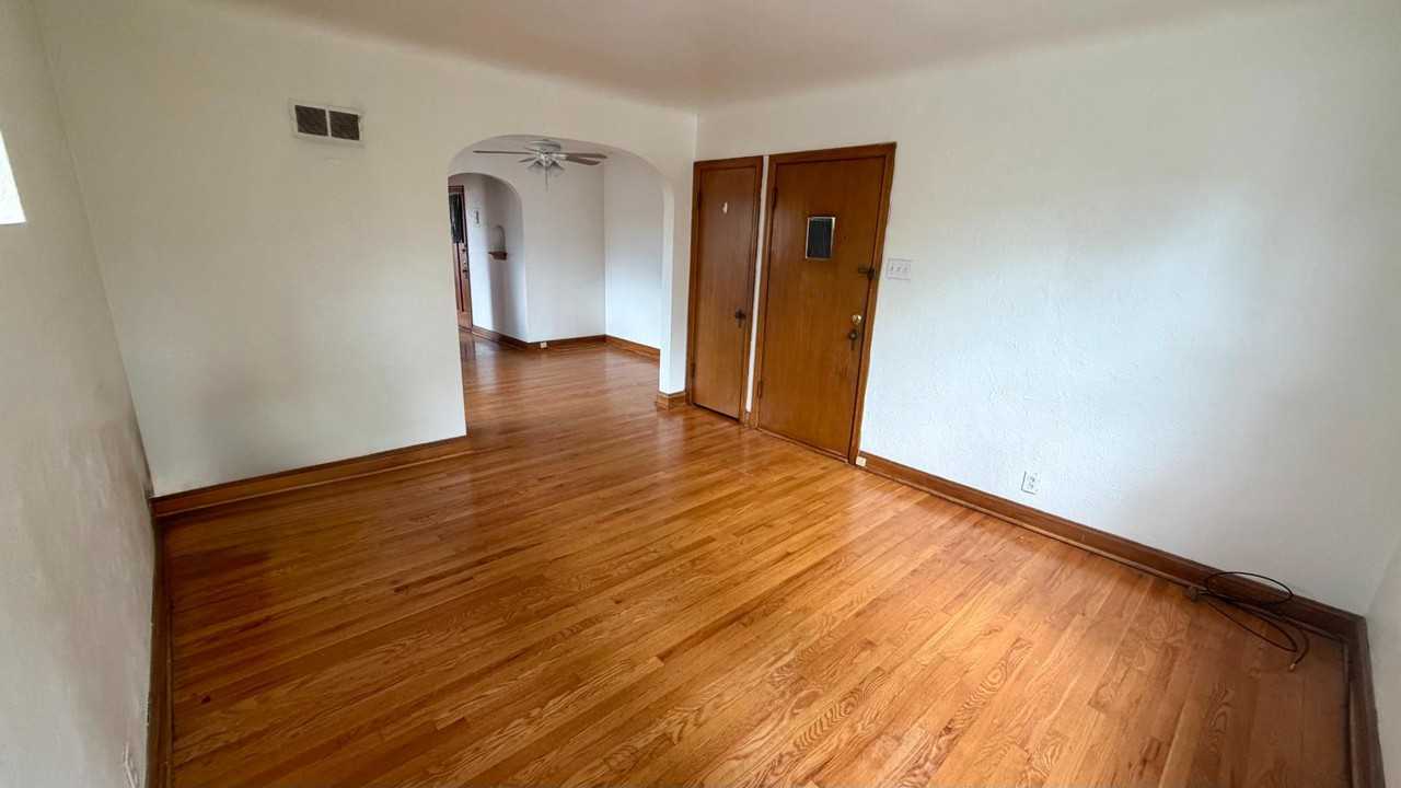 6663 Devonshire Ave - Photo 2 of 10
