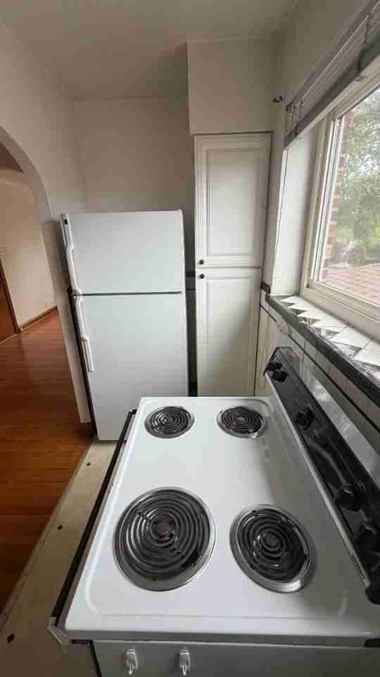 6663 Devonshire Ave - Photo 6 of 10