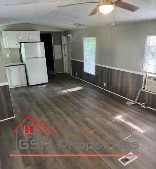 JH2 PROPERTIES Cypress/Camelot Trailer Park - Photo 2 of 9