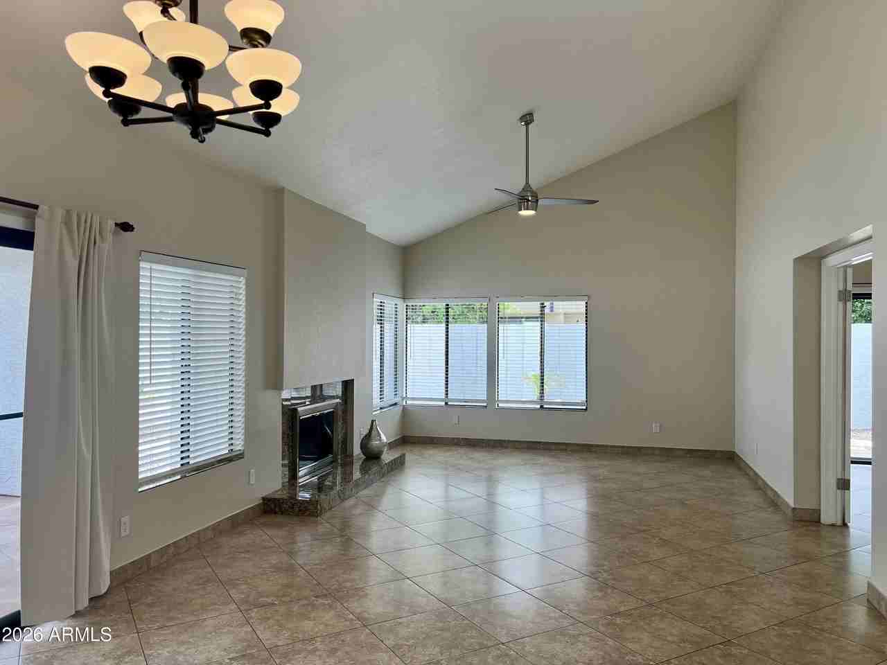 10053 E San Bernardo Dr - Photo 4 of 19
