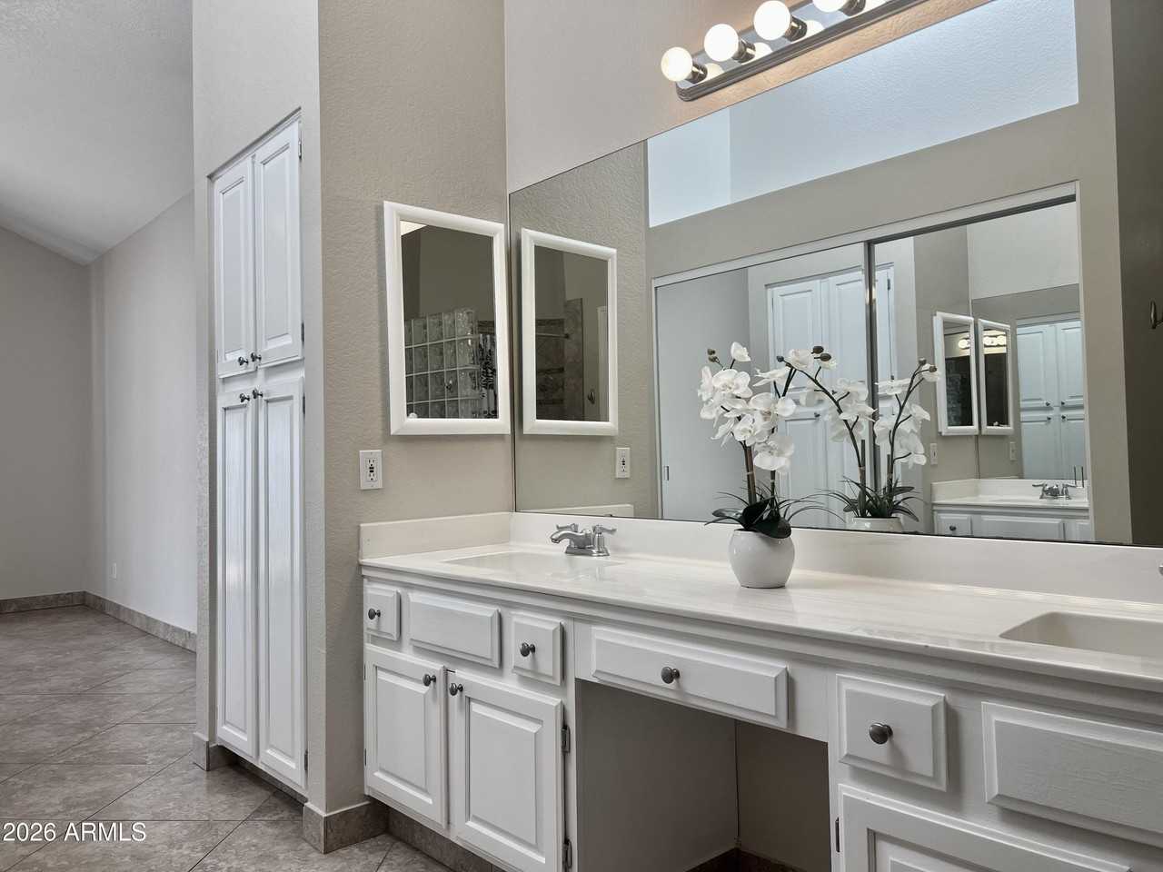 10053 E San Bernardo Dr - Photo 7 of 19