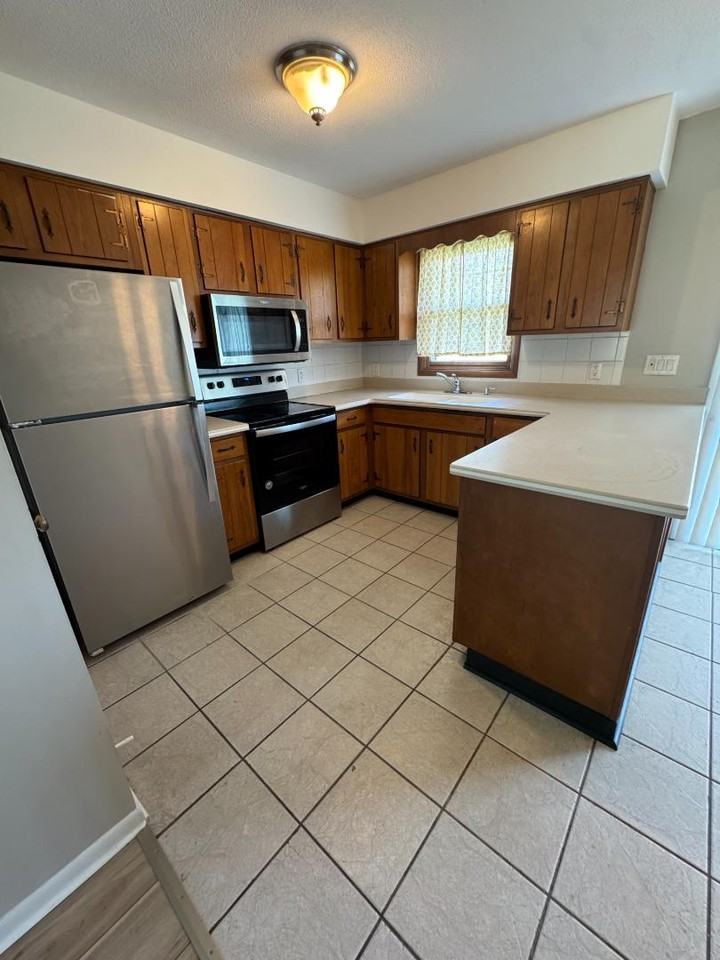 5111 Cleveland Ave - Photo 2 of 8