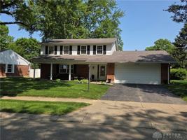 featured image of 2165 Oak Tree Dr E