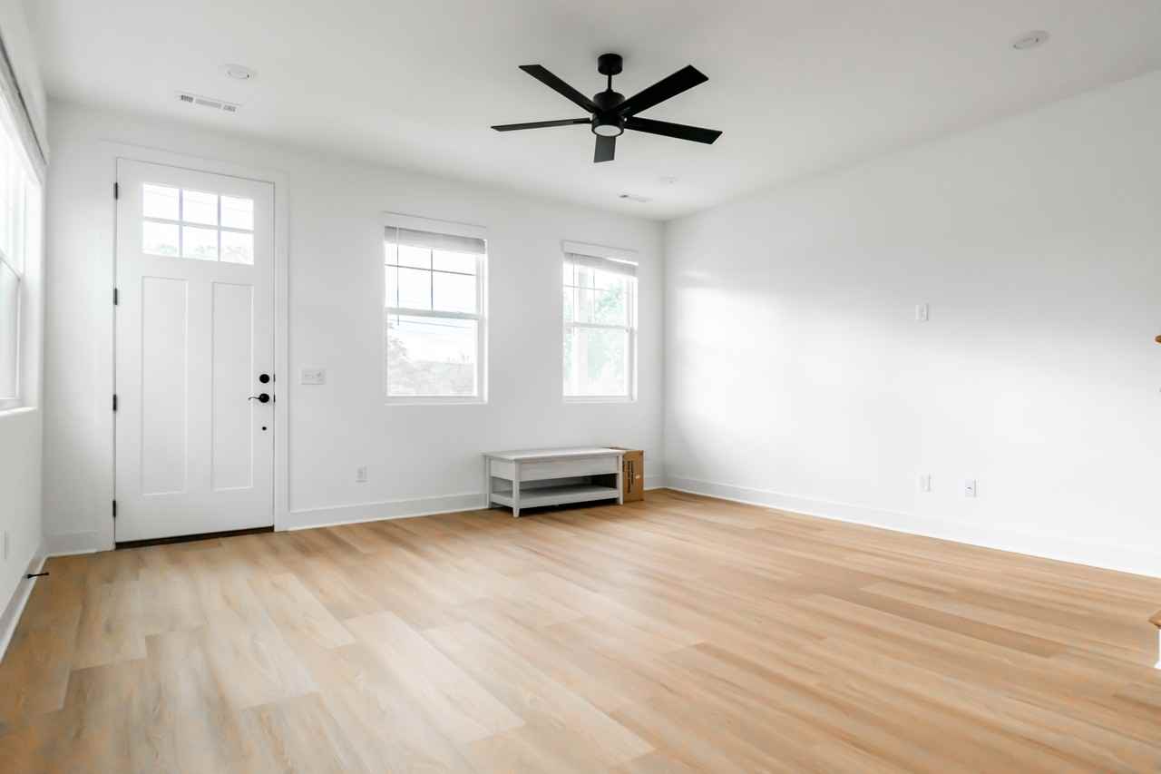 1599 S Brooks Ave #1 - Photo 3 of 26