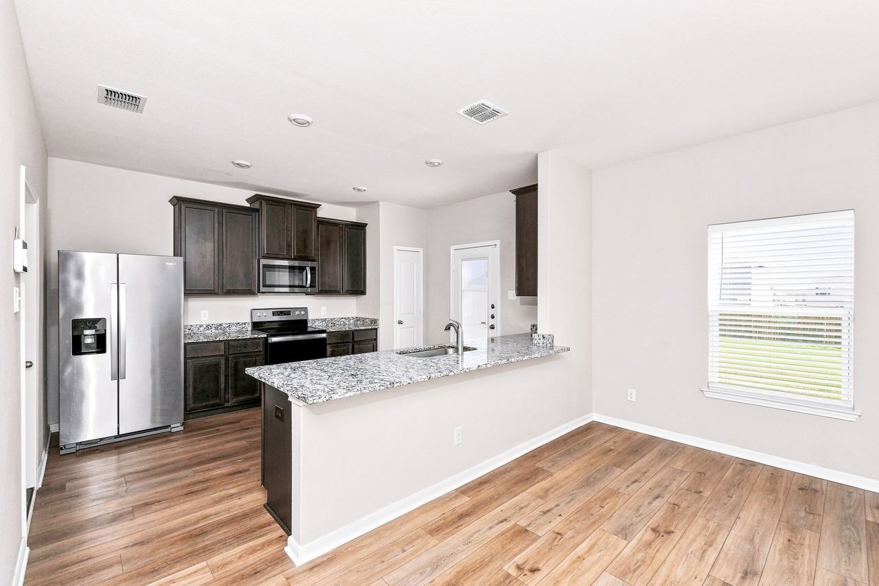 9127 Bennett Frst #1 - Photo 7 of 19