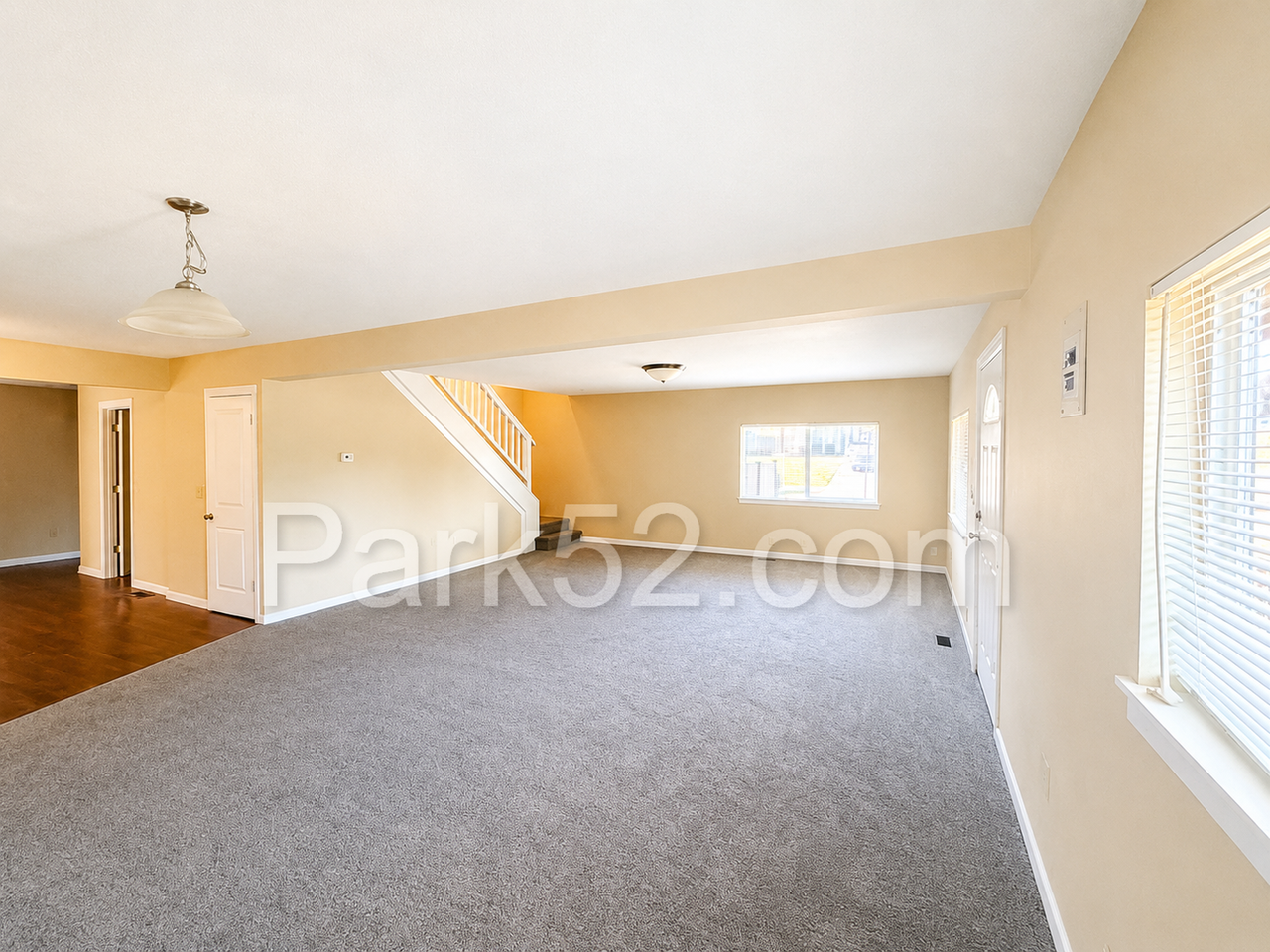 5502 27th St Ne - Photo 4 of 22