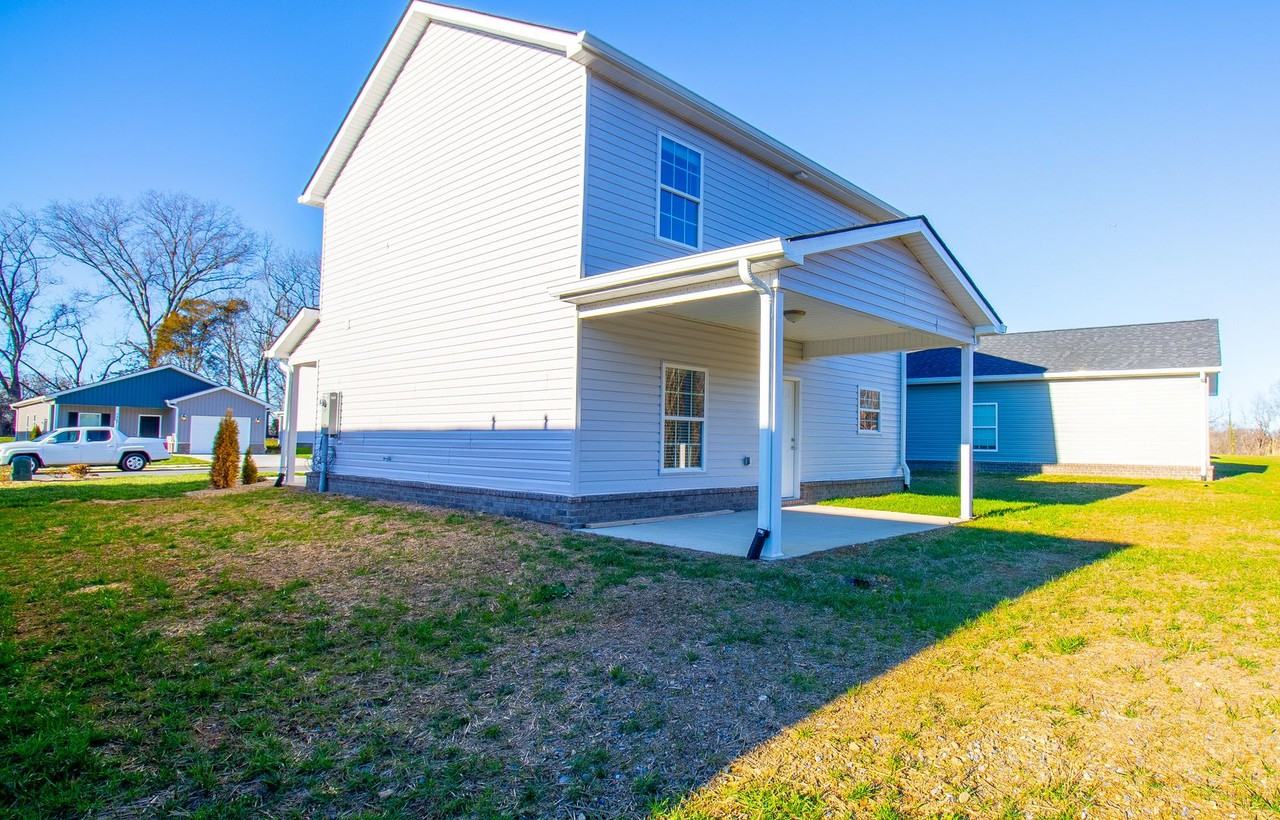 3449 Frylee Ct - Photo 3 of 33
