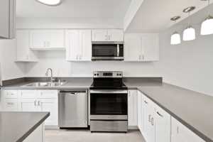 featured image of 712 S Fernwood St