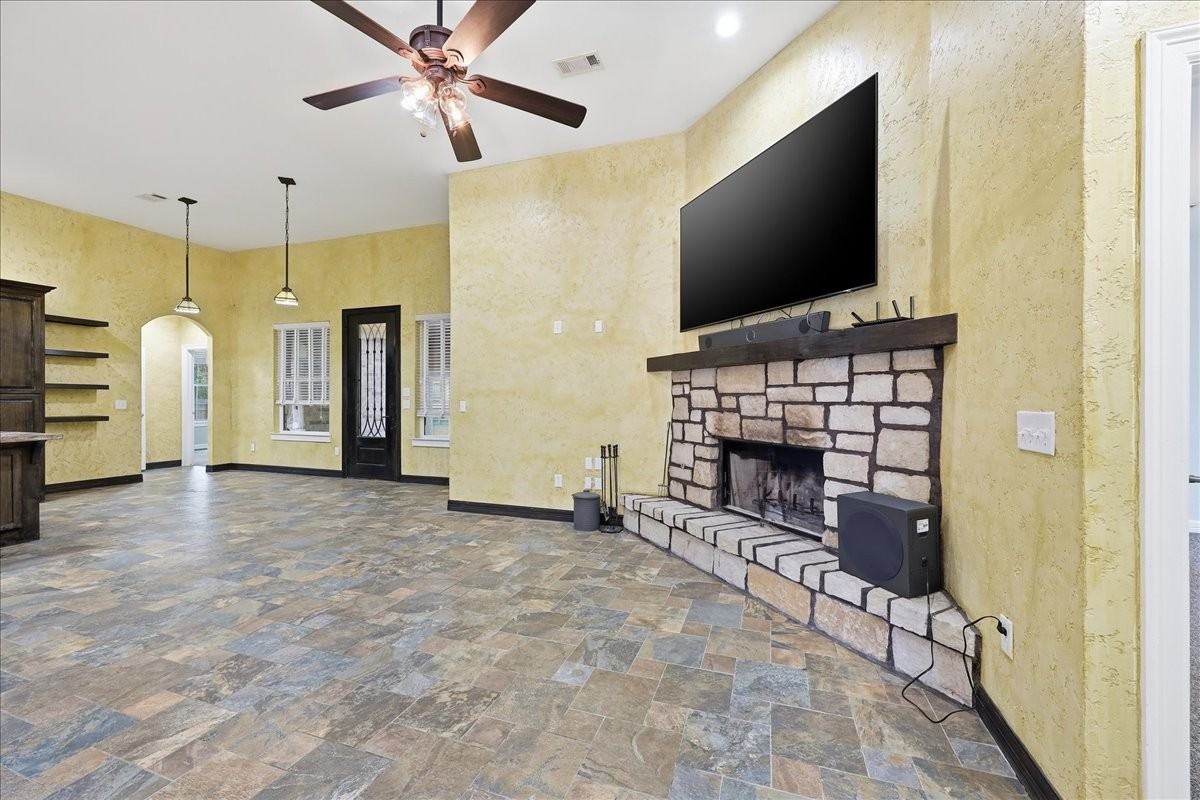 12250 Charlotte Dr #1 - Photo 5 of 42