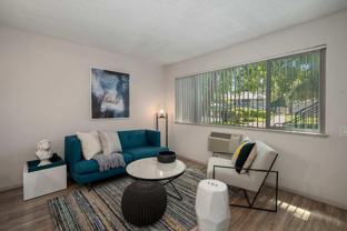 920 Cranbrook Ct - Photo 1 of 1