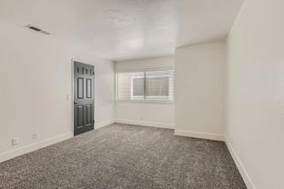 910 W Phillips St - Photo 1 of 1