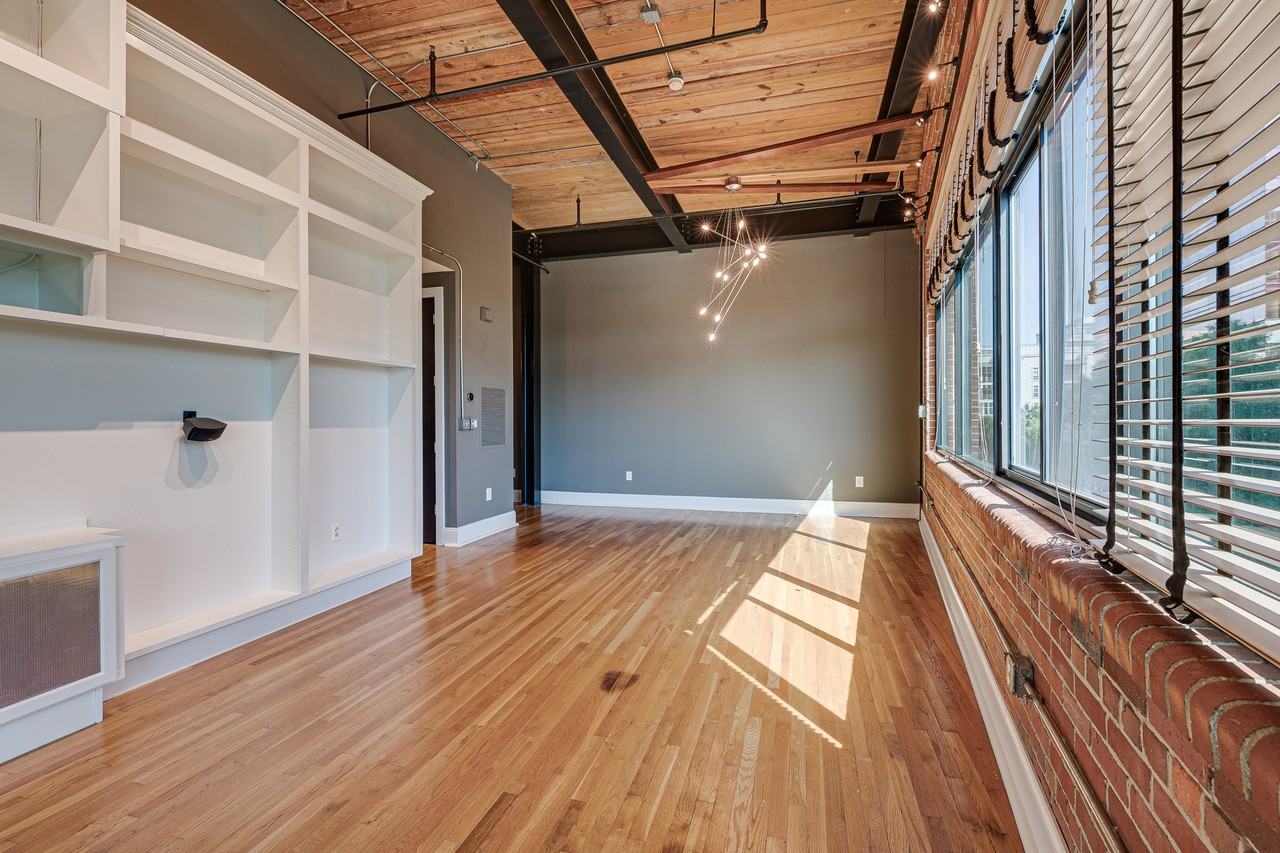 310 Arlington Avenue - 1Unit 429 #429 - Photo 4 of 29