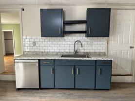 726 Sherman St #UPPER - Photo 1 of 1