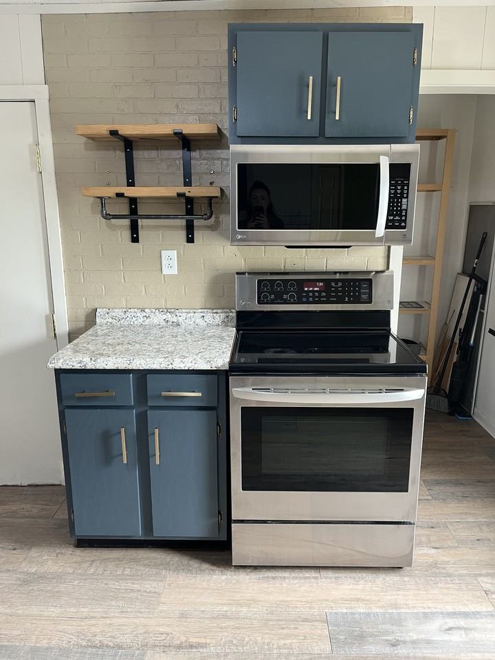 726 Sherman St - Photo 2 of 20