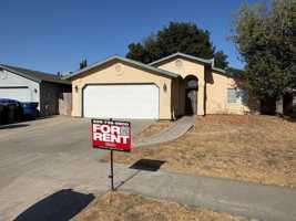 featured image of 1905 Grapewood St