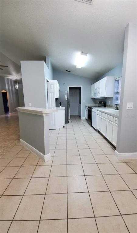 7036 Carna Ct - Photo 3 of 18