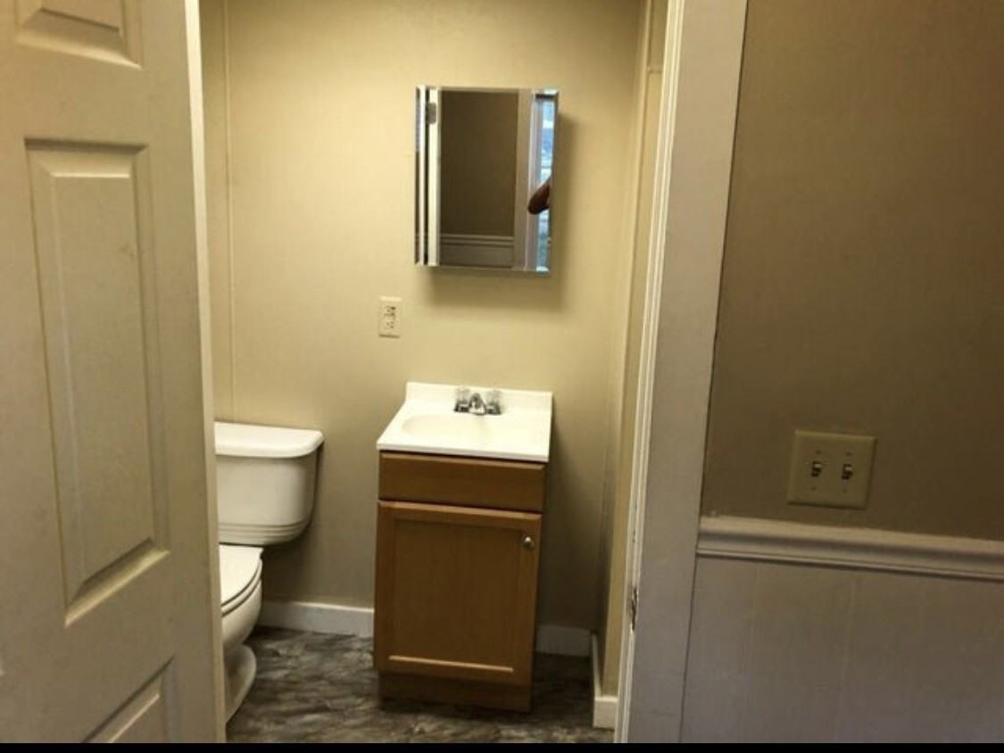524 Water St #D - Photo 4 of 7
