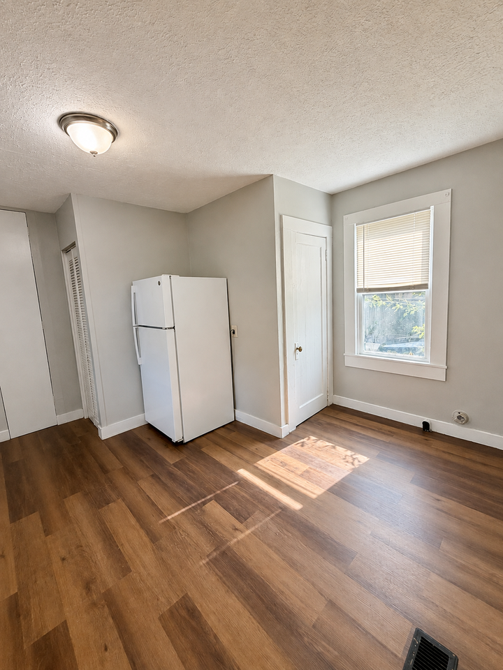 1512 Bluegrass Ave #1 - Photo 6 of 14