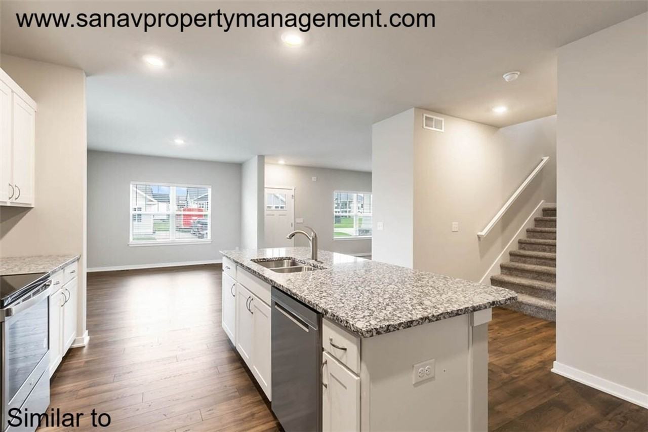 2408 Sw Plaza Pkwy - Photo 5 of 11