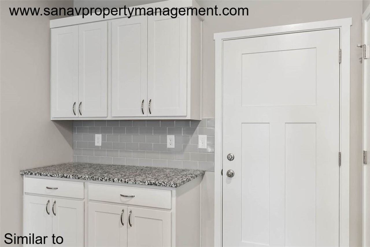 2408 Sw Plaza Pkwy - Photo 6 of 11