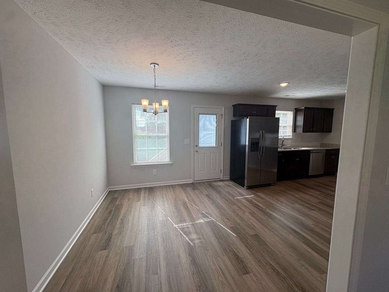 199 Timber Cir - Photo 4 of 18