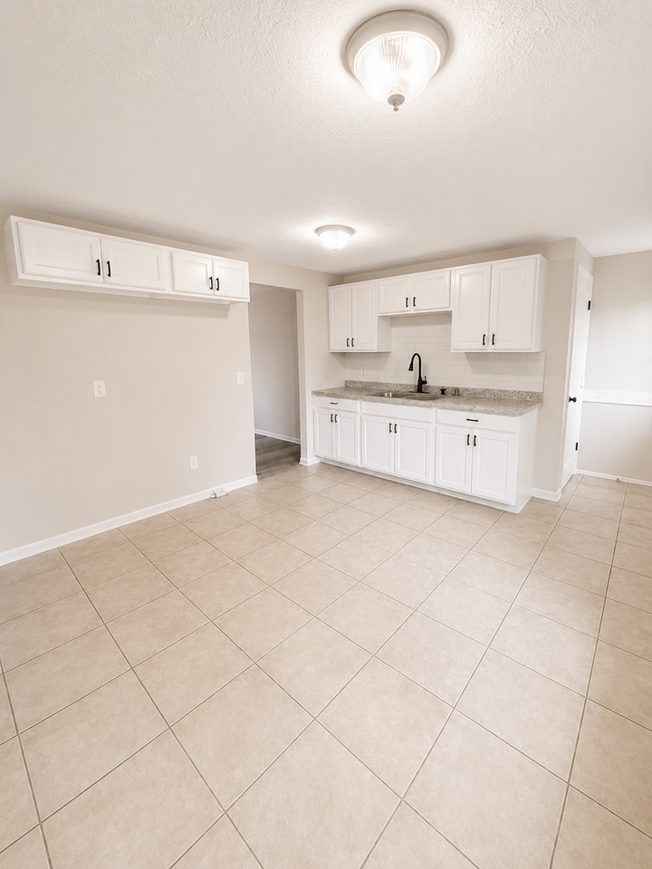 3470 Noe Bixby Rd - Photo 5 of 16