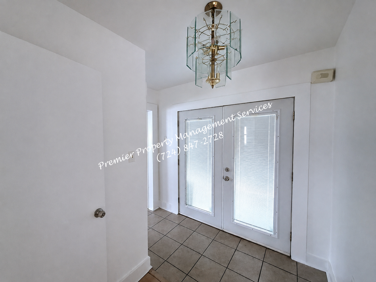 1317 6th Ave #1stFLA - Photo 2 of 17