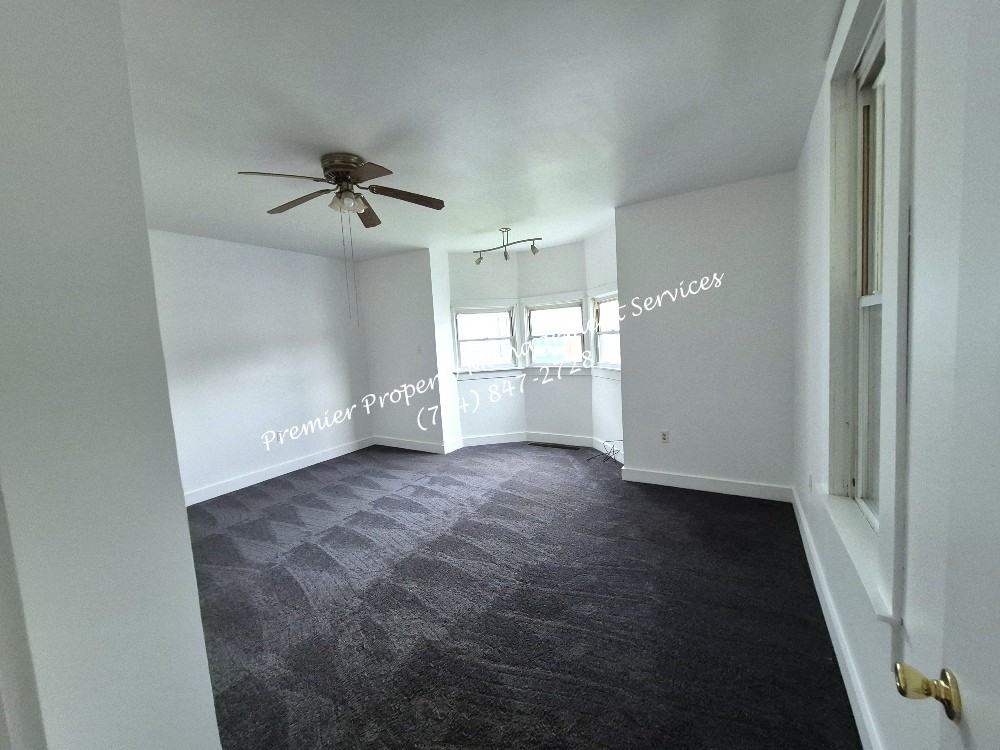 1317 6th Ave #1stFLA - Photo 3 of 17