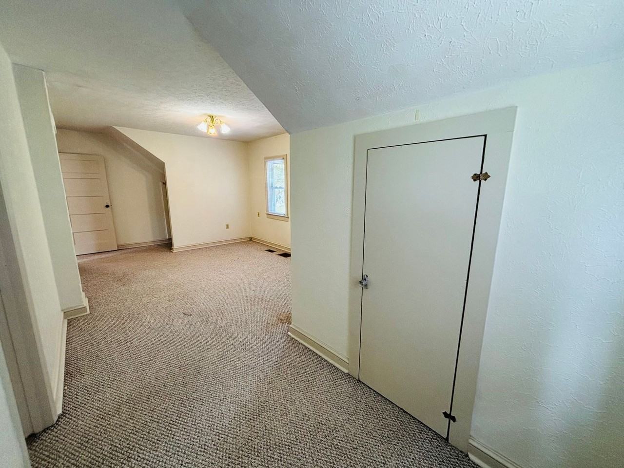 276 Jennelle Rd. - Photo 6 of 34